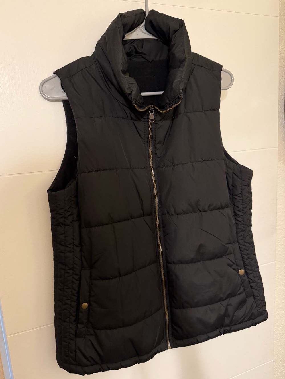 Women's Black Quilted Puffer Vest - Lightweight Layering Size M